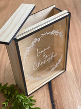 Load image into Gallery viewer, Sand Ceremony Box - Wreath Silver Belle Design