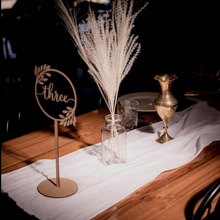 Load image into Gallery viewer, Timber Table Numbers Wreath Silver Belle Design