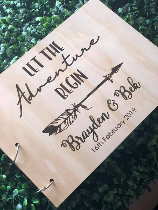 🌿 Wooden Guestbook