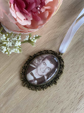 Load image into Gallery viewer, Bouquet Memory Charm Frame Silver Belle Design
