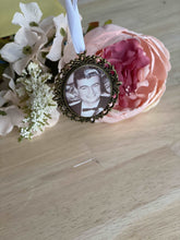 Load image into Gallery viewer, Bouquet Memory Charm Frame Silver Belle Design
