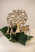 Load image into Gallery viewer, Cake Topper Tree with Bride and Groom Silver Belle Design
