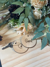 Load image into Gallery viewer, Favour Key Rings / Placenames Silver Belle Design
