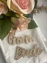 Load image into Gallery viewer, Timber Place Names or Place Settings Silver Belle Design
